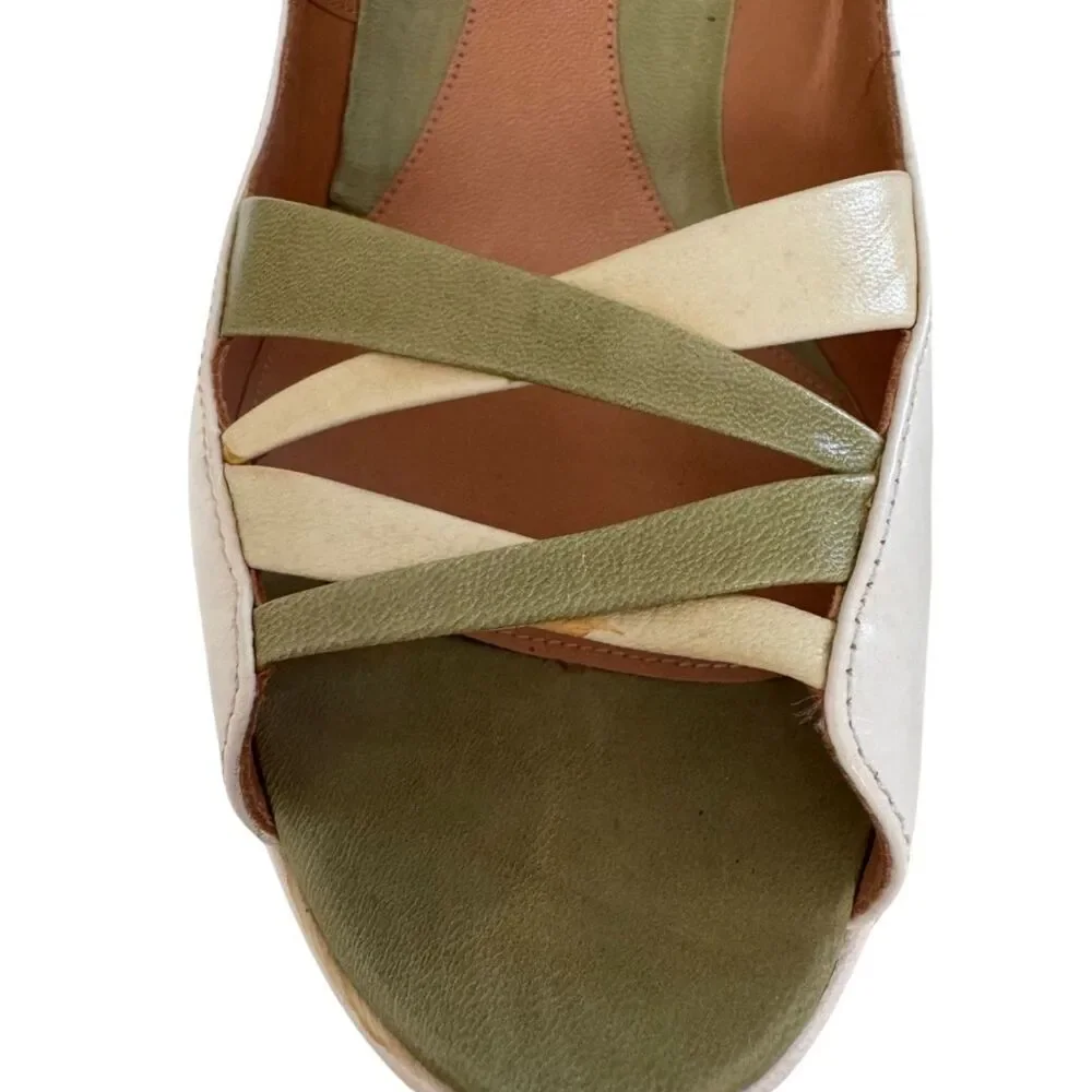 Sergio Rossi Ivory & Olive Green Strappy Peep-Toe Heels - Size 38.5 Euro 8.5 US